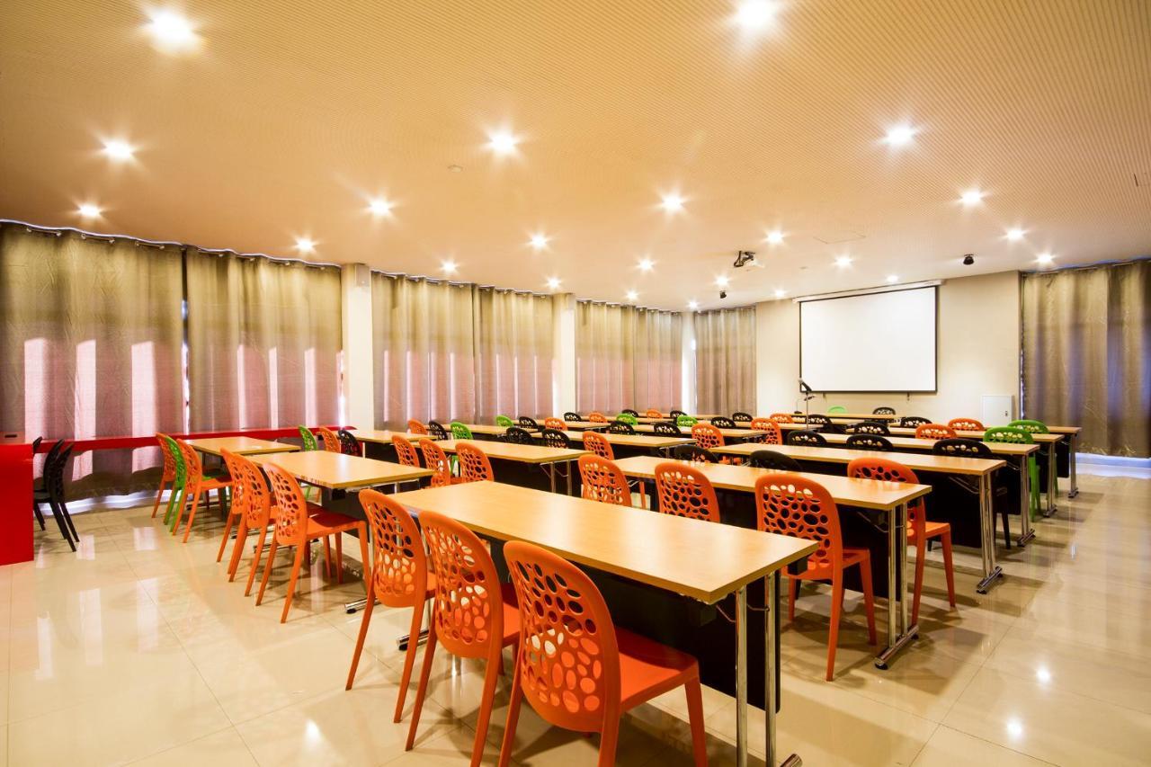 Bestiny Hotel & Restaurant Phetchabun Esterno foto